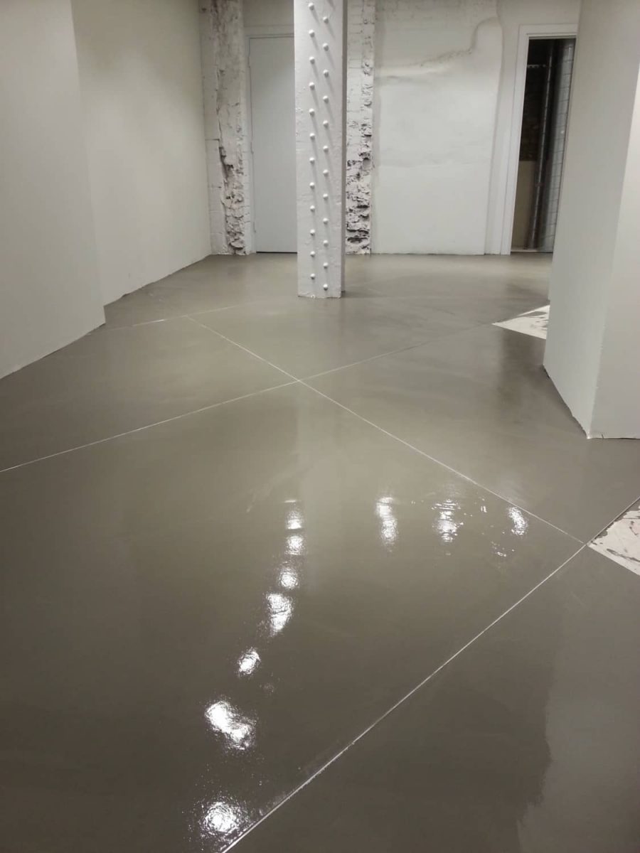 Laying a polished concrete floor in Lyle and Scott