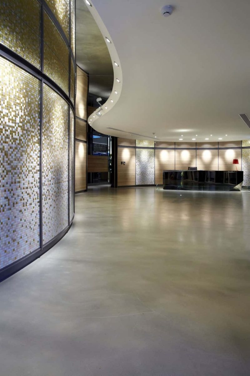 Pandomo Floor Finish