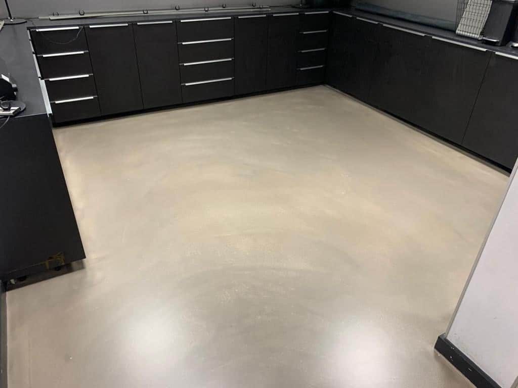 Polished concrete floor